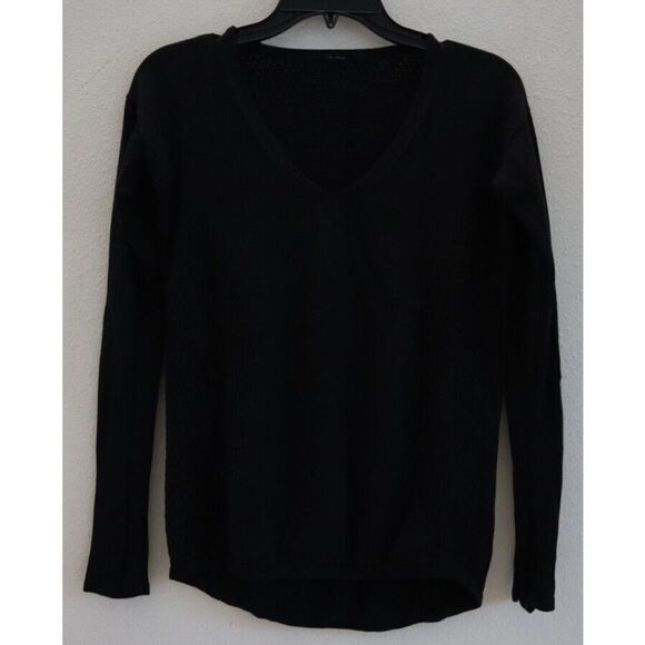Lululemon Womens Sz 8 Black Lightweight Ventilated L/S Sweater w/Thumbholes $118 - Picture 1 of 9